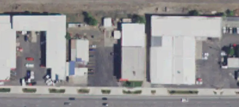 Flex Space with Secured Yard