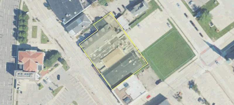 Mount Clemens Retail Space Available