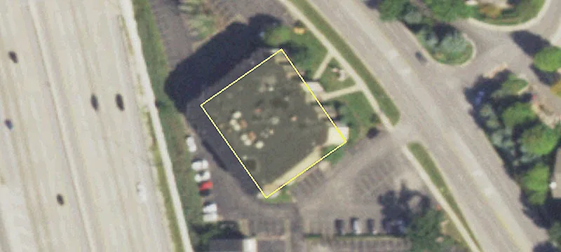 Convenient Office Park Near Highway