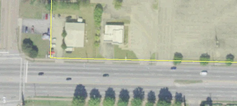 Anchored Shopping Center on Winchester