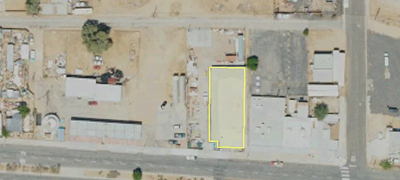 Versatile Mixed-Use Property in Boron