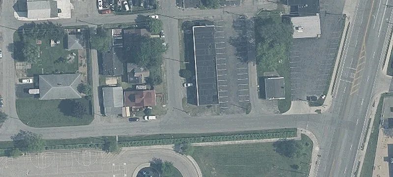 Versatile Commercial Building Near OhioHealth
