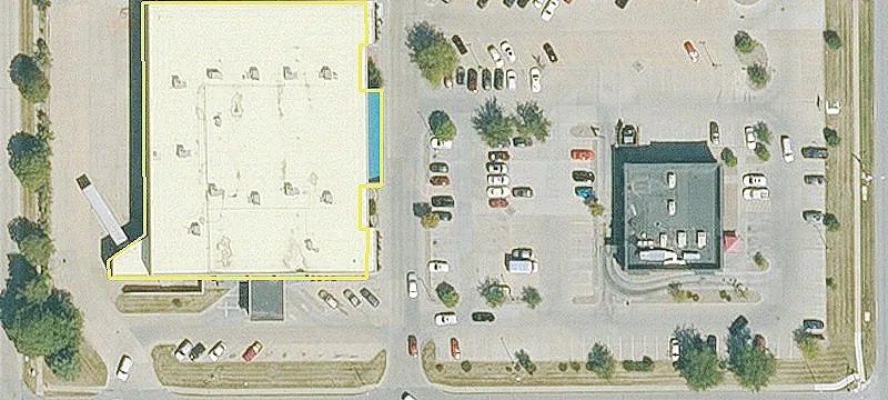 Retail Space in Valley West