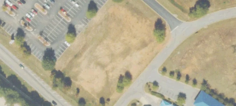 Commercial Land in Busy Area