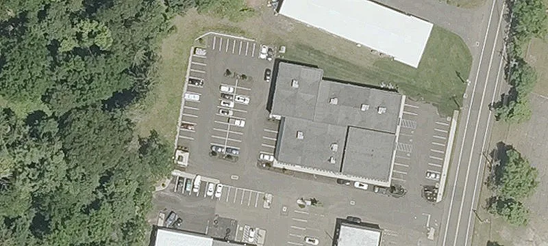 Renovated Office/Retail Building with Elevator
