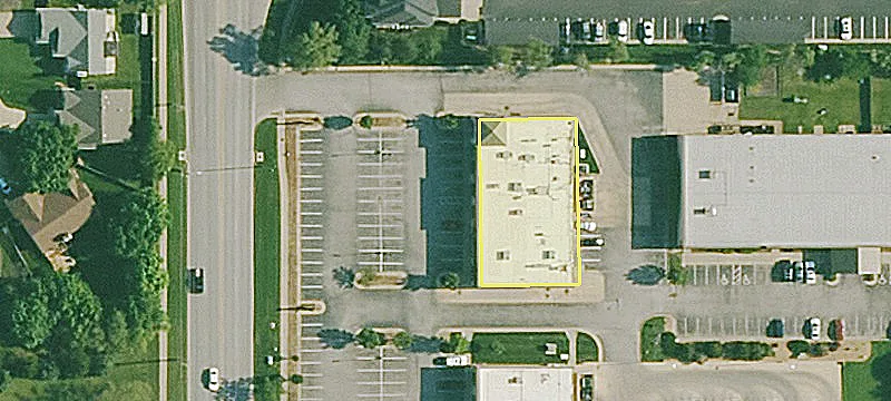 Retail Space in High-Occupancy Center