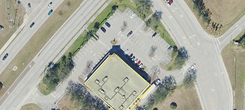 Signalized Corner Lot For Sale