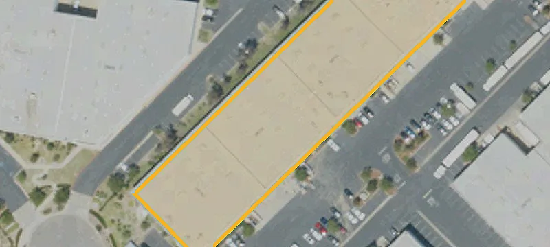 Valencia Commercial Space For Lease