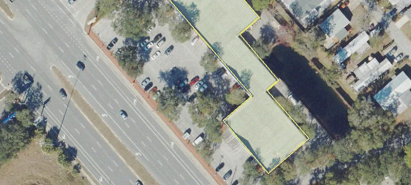 Retail/Showroom Space Near Avenues Mall