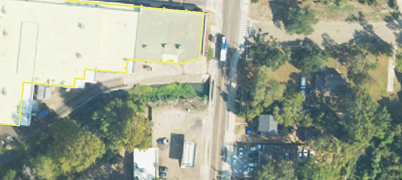 Meadowbrook Shopping Center Retail Space