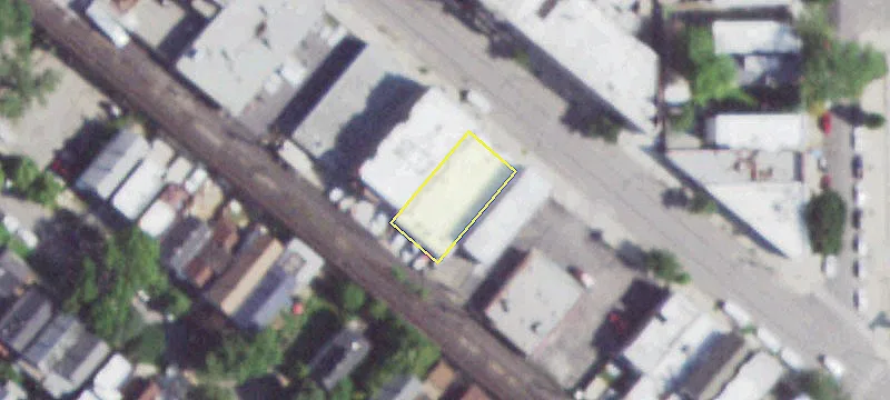Prime Bucktown Retail Opportunity