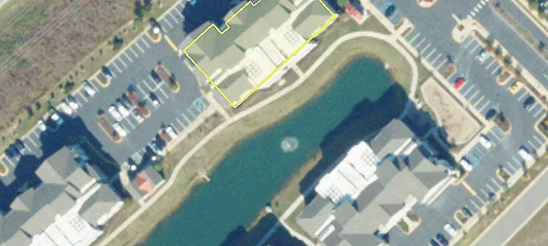Commercial Land in Growing Area