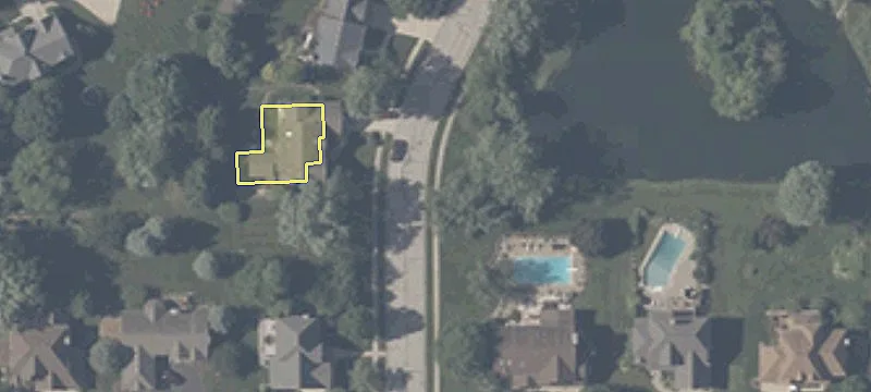 Commercial Lot in Viking Place