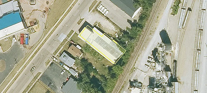 Versatile Warehouse and Shop Space