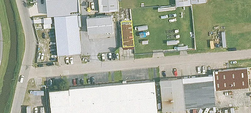 Leased Warehouse Near Airport