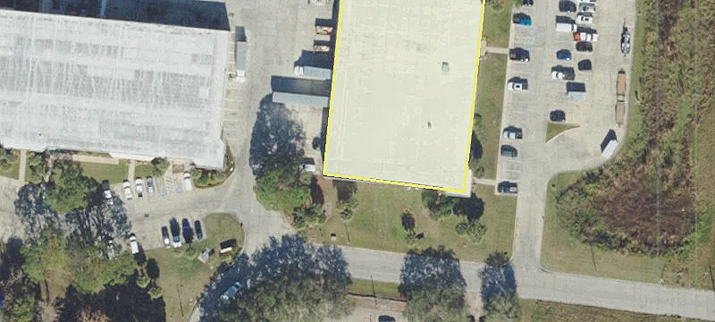 9,600 SF Available Space