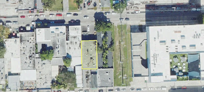 Wynwood Retail Space with Patio