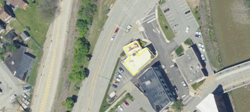 9,000 SF Building in Carnegie
