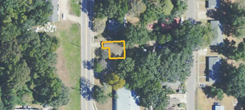 Commercial Lot in Prime Location