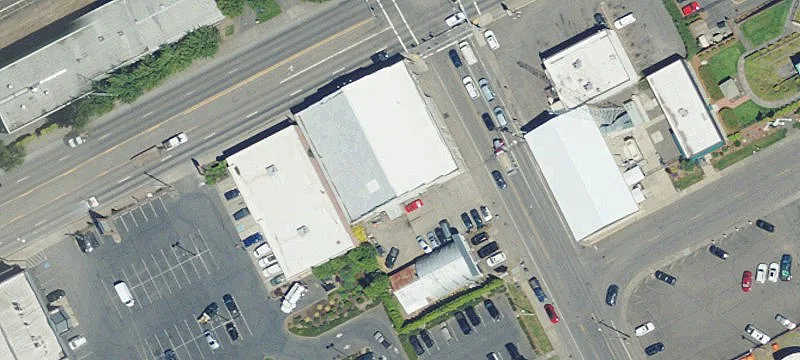 Warehouse with Office and Basement