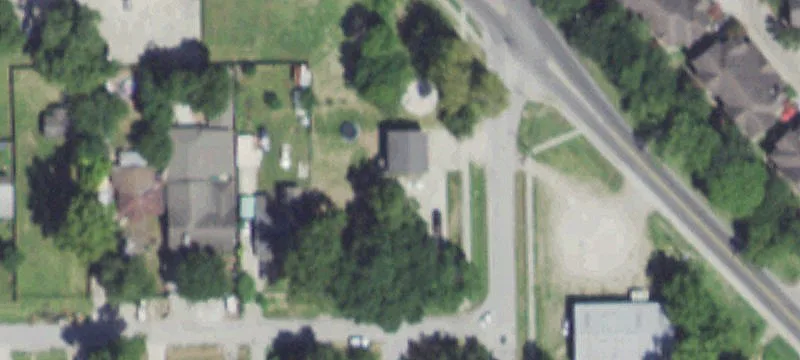 Freestanding Warehouse Building with Land