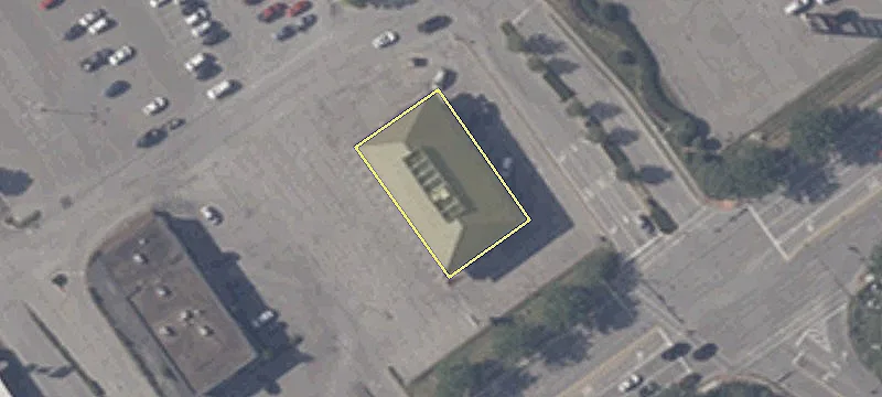 Retail Space Near Greentree Mall