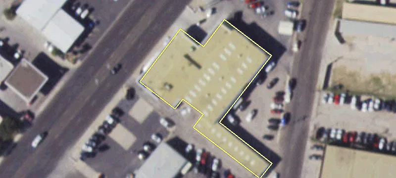 Retail-Industrial Opportunity Near Downtown