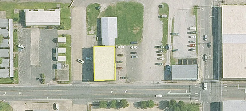 Commercial Lot in Industrial Area