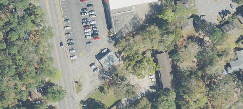 Retail Space at High-Traffic Intersection