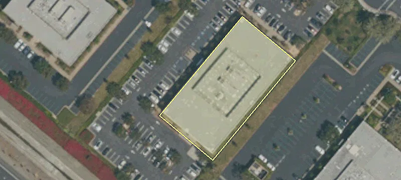 High-End Office Property Near Freeway