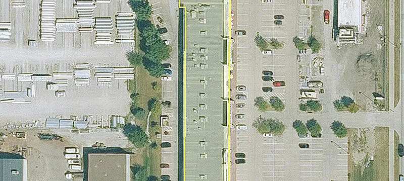 Retail Space in Regional Corridor