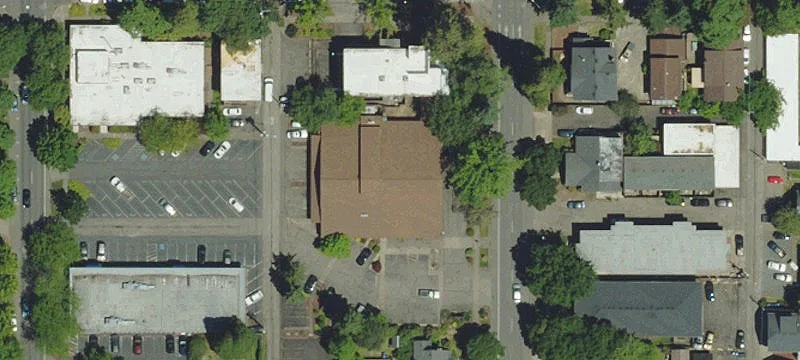 Eugene Retail Building with Drive-Thru
