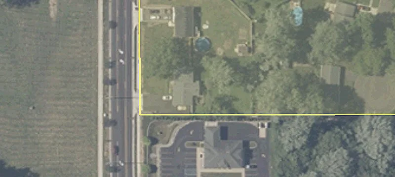 Visible Commercial Lot Near Highway