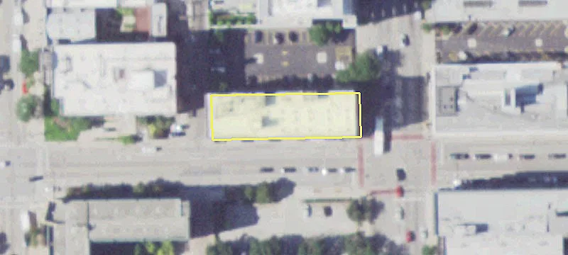 Retail Space with High Visibility