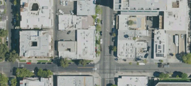 Retail Space on Robertson Boulevard