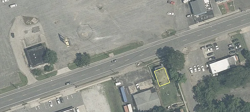 Grocery-Anchored Retail Space Available