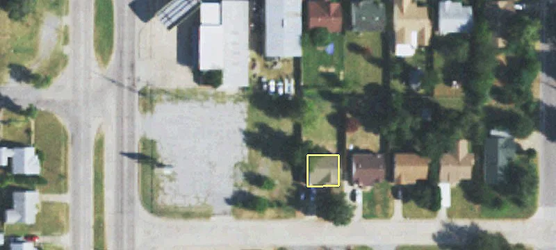 Retail Building and Commercial Land