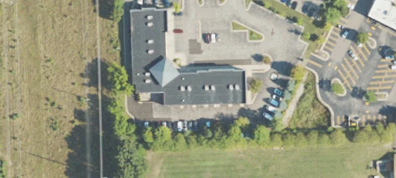 Office/Retail Condo Near Downtown Howell