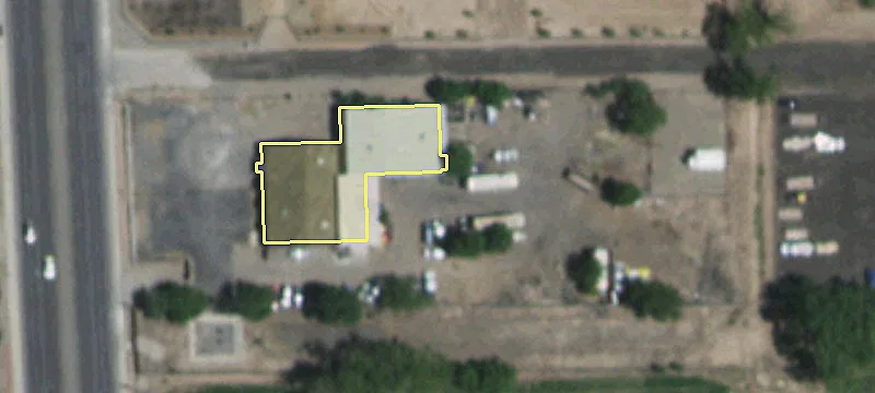 Versatile Commercial Property on Bosque Farms