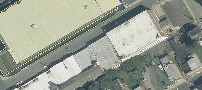 Warehouse/Manufacturing Building For Lease