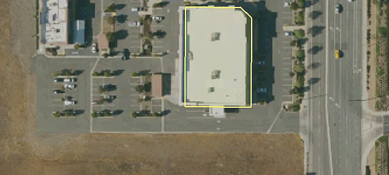 Retail Space Near Interstate 215
