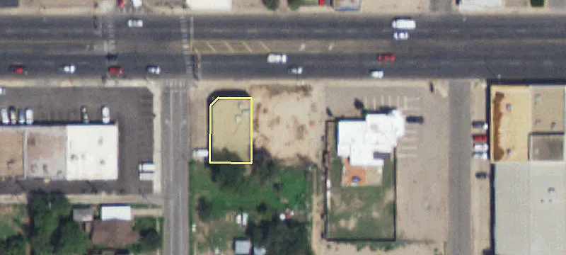 Retail Building in Growing Area