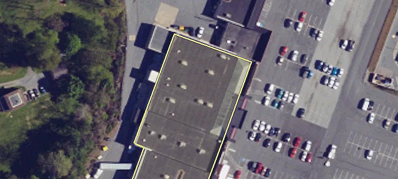Convenience-Based Shopping Center For Rent