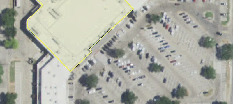 Established Shopping Center For Lease