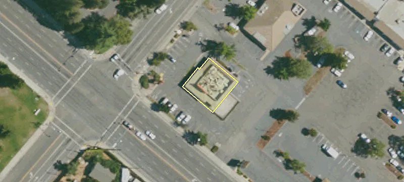 Sacramento Retail Center Space Available