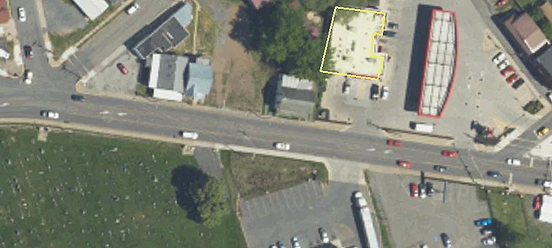 Lewistown Shopping Center Retail Space