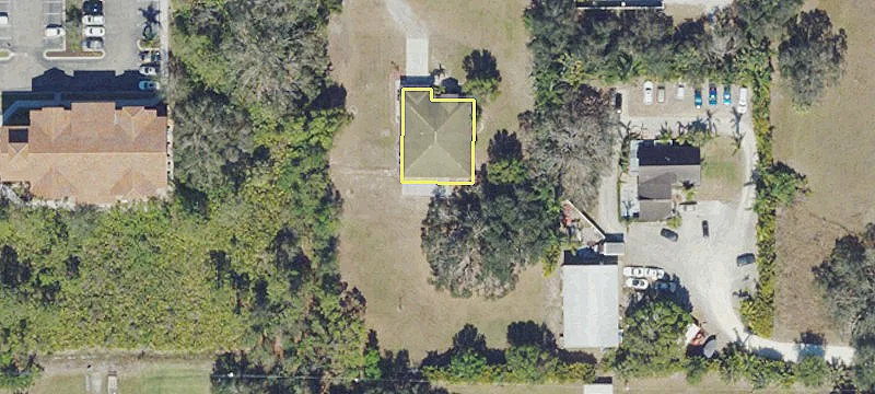 Land on Corkscrew Road