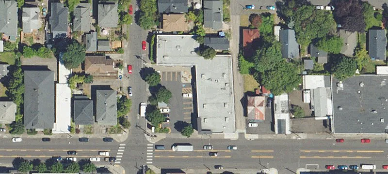 Retail Spaces on Hawthorne Boulevard