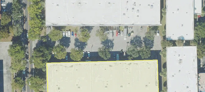 Doral Corner Unit Flex Space