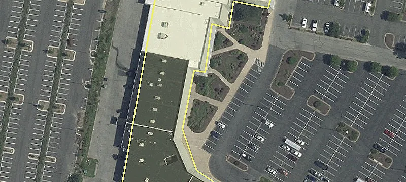Retail Center in California, MD
